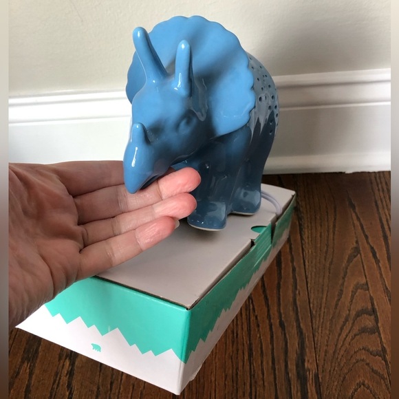 *NWT* Pillowfort x Target Children’s Table Night Light Blue Ceramic Dinosaur - Picture 8 of 10